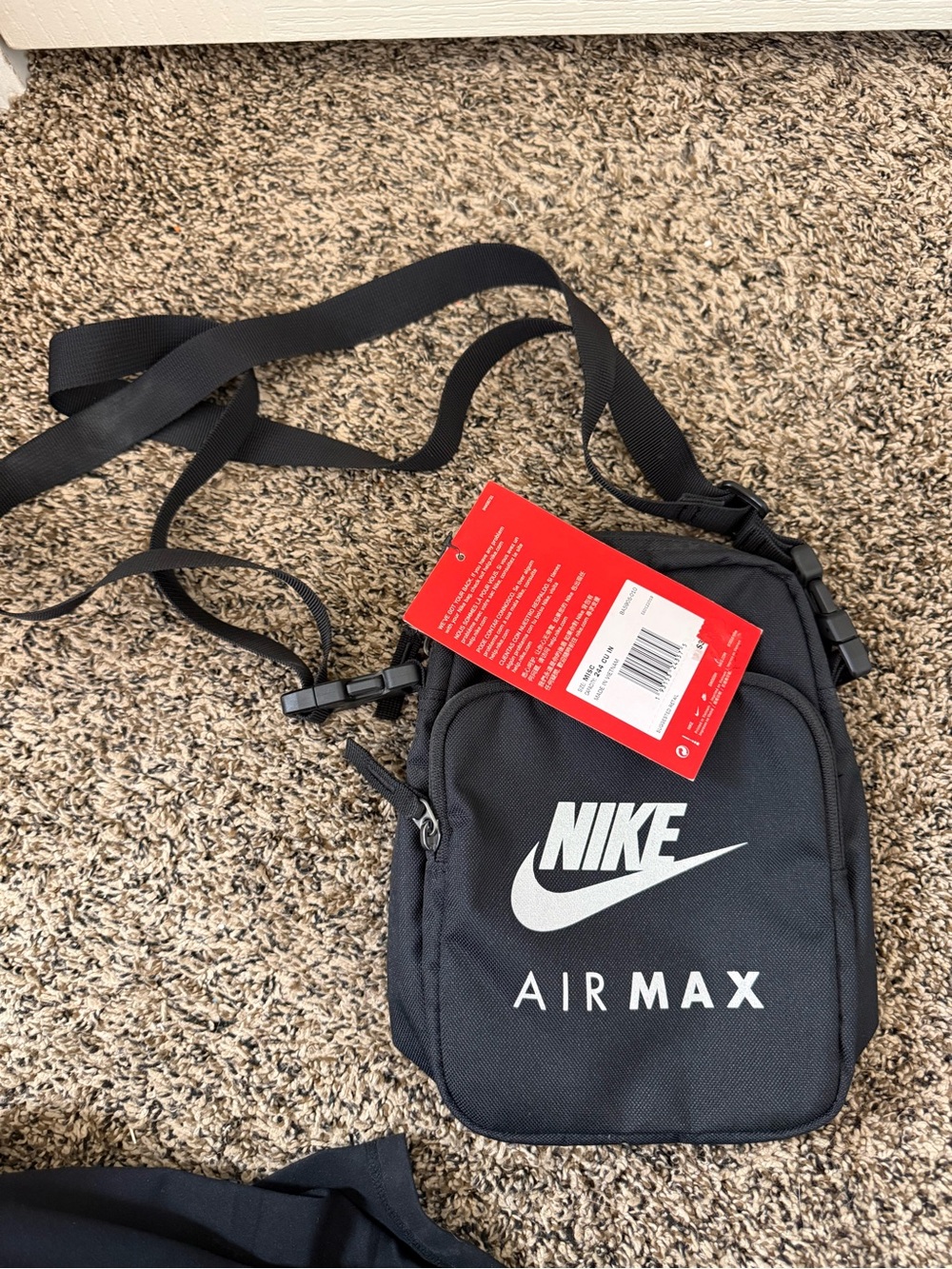 Nike Air Max Crossbody Bag – Black (New With Tags)